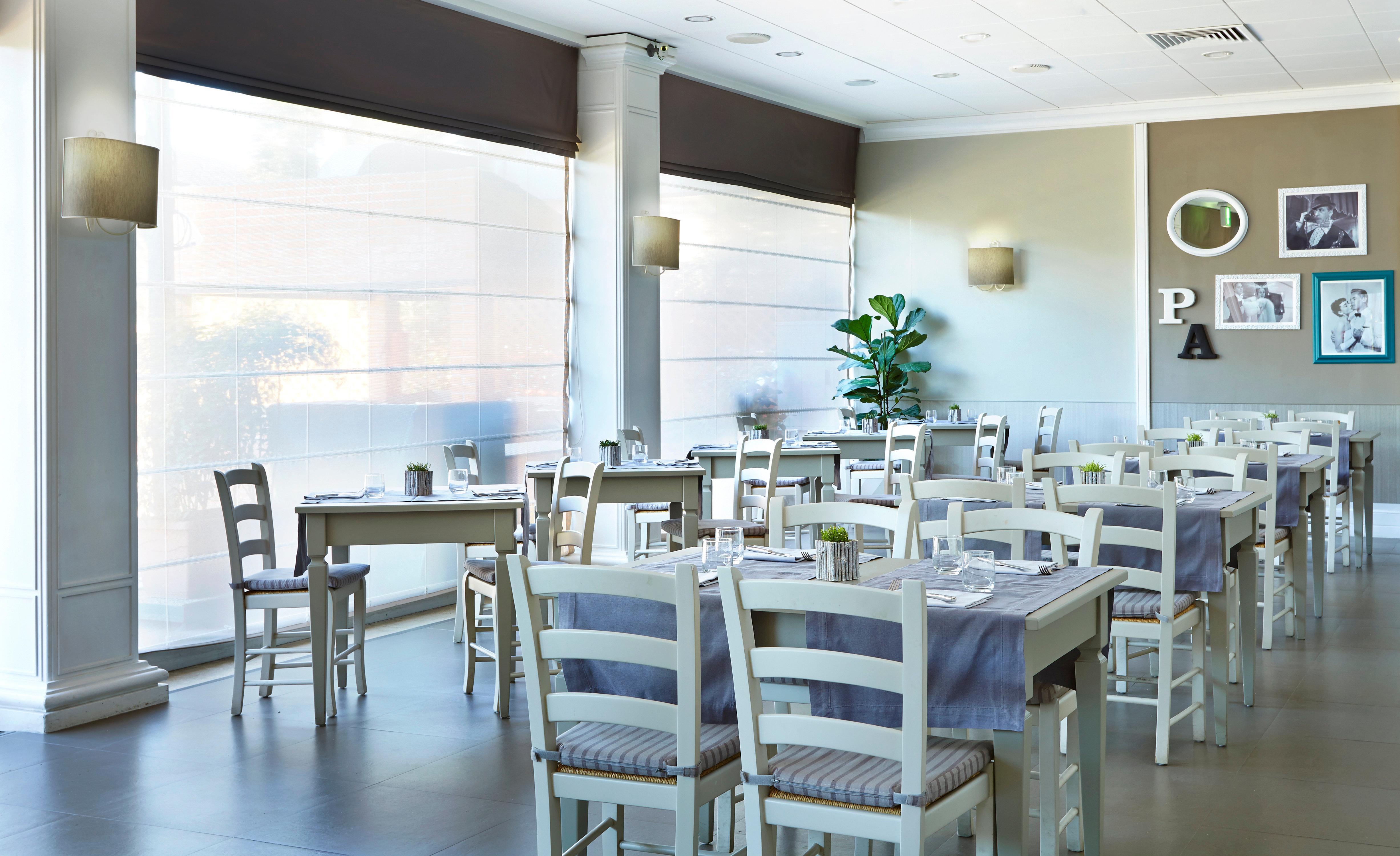 Crowne Plaza Rome St. Peter'S By Ihg Hotel Exterior photo