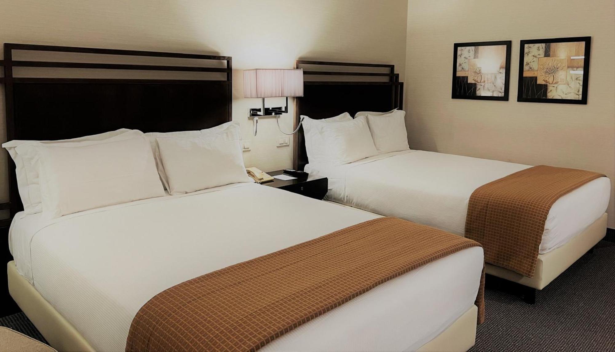 Crowne Plaza Rome St. Peter'S By Ihg Hotel Exterior photo
